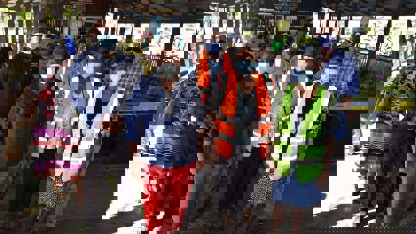 Fact-finding mission assesses economic potential of Buala market